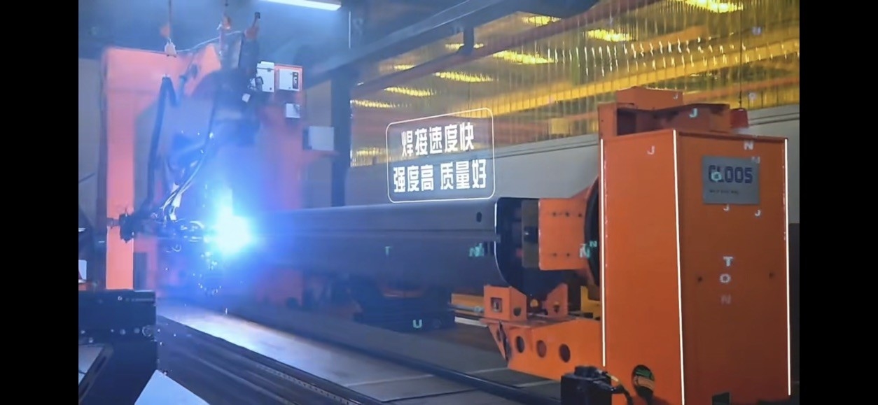 Wuhan Lincheng Longyue Automobile Sales Co., Ltd. línea de producción del fabricante