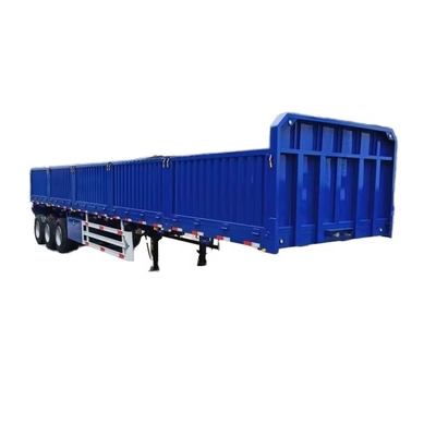 Semi-remolque de acero de alta resistencia para ganado con puerta lateral de utilidad y cerca lateral