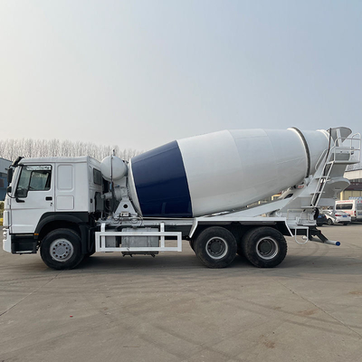 Nuevo Sinotruk Howo camión usado remolques de 10 a 18 metros cúbicos de capacidad camión mezclador de cemento de hormigón con bomba