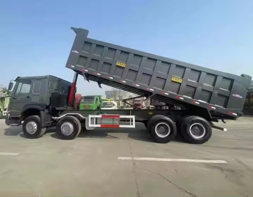Carga útil de trabajo pesado personalizada 50T 375hp 6 cilindros combustible diesel 8 * 4 camión descargador