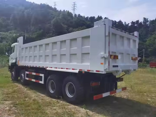 Venta de Dongfeng en África Carga útil de trabajo pesado 50T 375hp Transmisión manual Diesel combustible 8 * 4 camión descargador