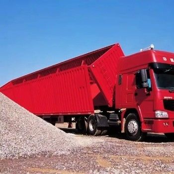 Transporte de minas de carbón con tres ejes de inclinación Semi remolque diseñado para un transporte eficiente Descarga de carbón de arena